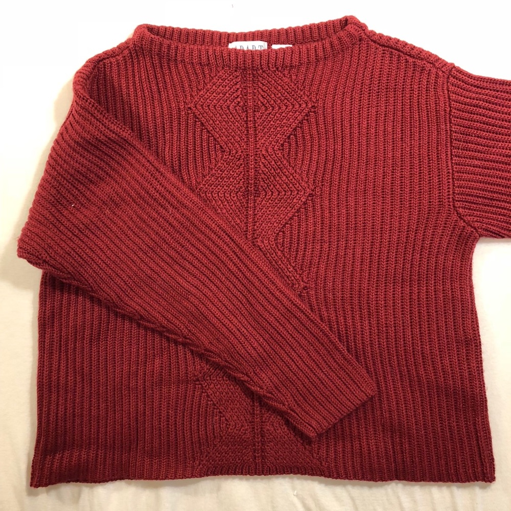 Vintage maroon crop sweater